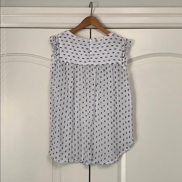 ❤️Loft Sleeveless Blouse Ruffle Detail Blue White - Picture 4 of 5